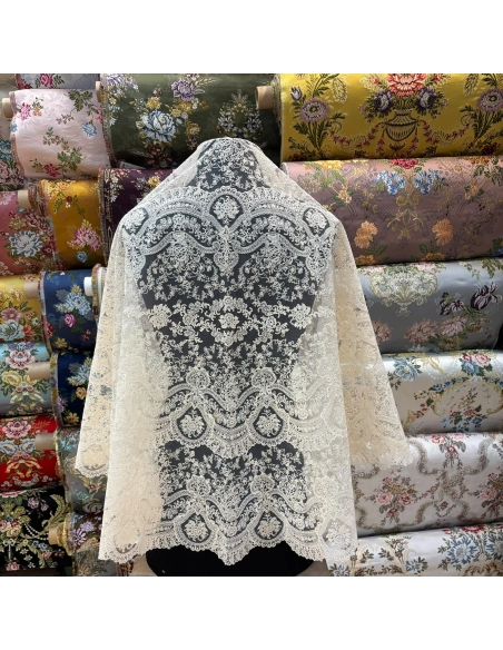 Mantilla media luna 3452 Santos Textil