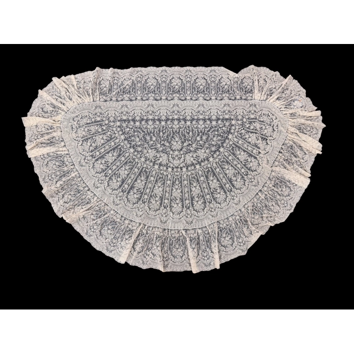 MANTILLA MEDIA LUNA CON VOLANTE 10232-1